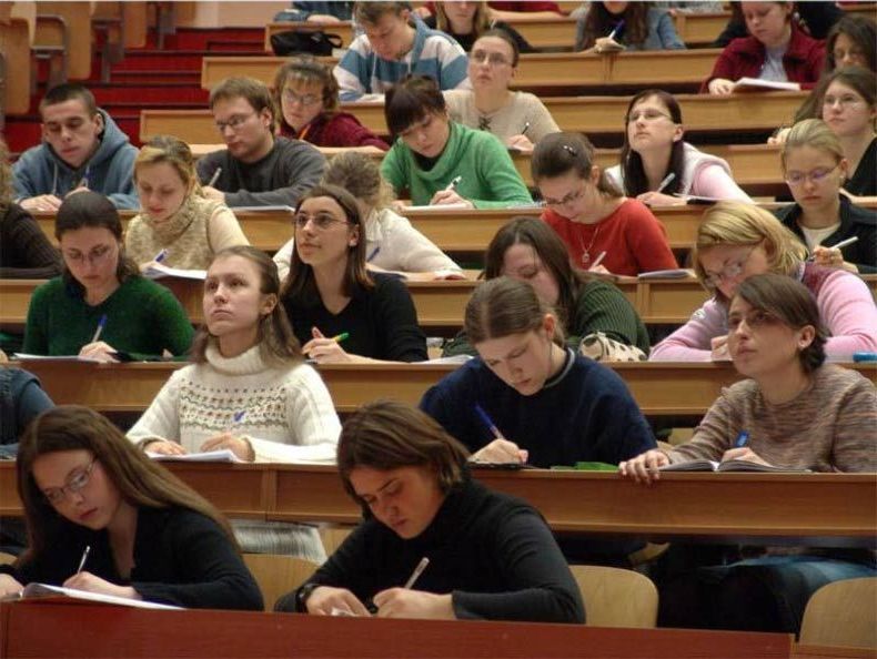 Словакия предоставляет стипендии для студентов из РМ